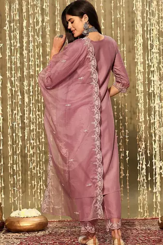 Yoke design regular thread work kurta with trousers & with dupatta