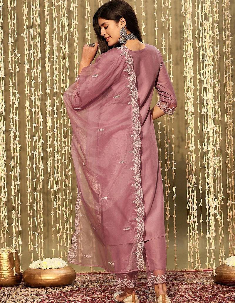 Yoke design regular thread work kurta with trousers & with dupatta