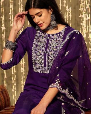 Purple floral yoke design thread work straight kurta with trousers & dupatta 2