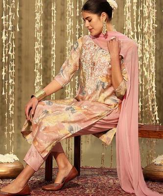Floral embroidered round neck thread work straight kurta with trousers & dupatta 1
