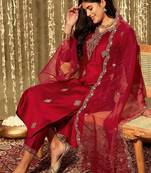 Ethnic motifs embroidered thread work kurta with trousers & dupatta