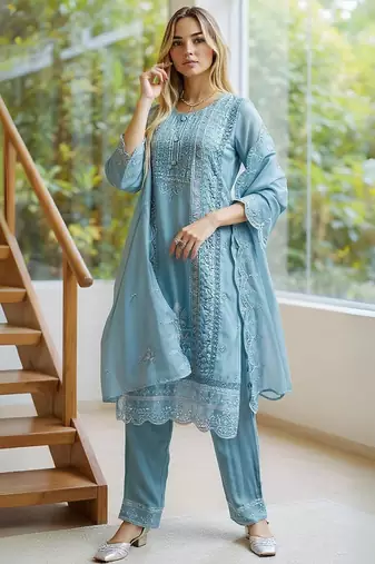 Ethnic motifs embroidered regular thread work kurta with trousers & dupatta
