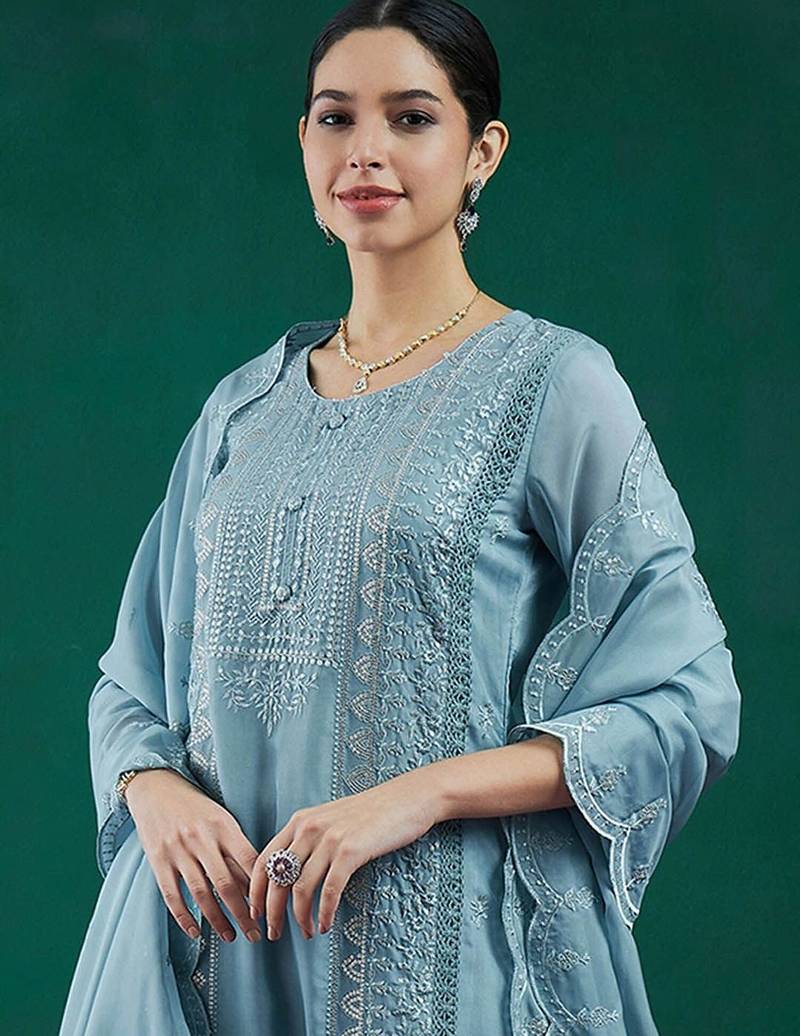 Ethnic motifs embroidered regular thread work kurta with trousers & dupatta
