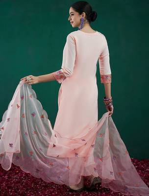Floral embroidered thread work kurta with trousers & dupatta 5