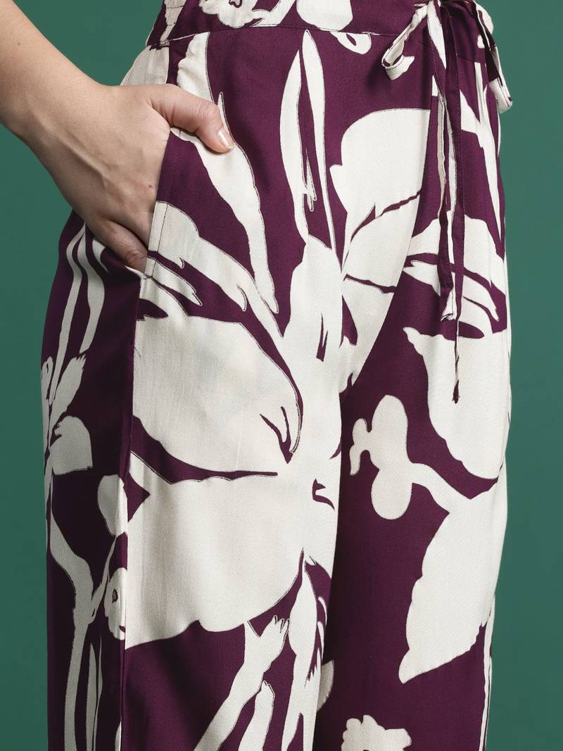 Floral printed kurta with salwar with sequinned detail