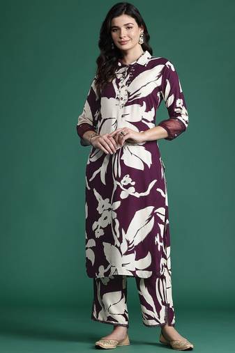 Floral printed kurta with salwar with sequinned detail