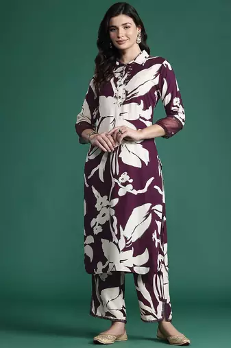 Floral printed kurta with salwar with sequinned detail