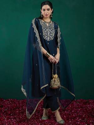 Floral embroidered thread work liva kurta with trousers & dupatta 1