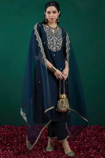 Floral embroidered regular thread work liva kurta with trousers & dupatta
