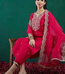 Floral embroidered regular liva zari kurta with trousers & dupatta