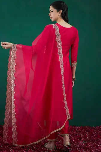 Floral embroidered regular liva zari kurta with trousers & dupatta