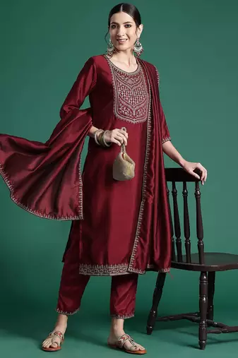 Ethnic motifs yoke design sequinned kurta with trousers & dupatta