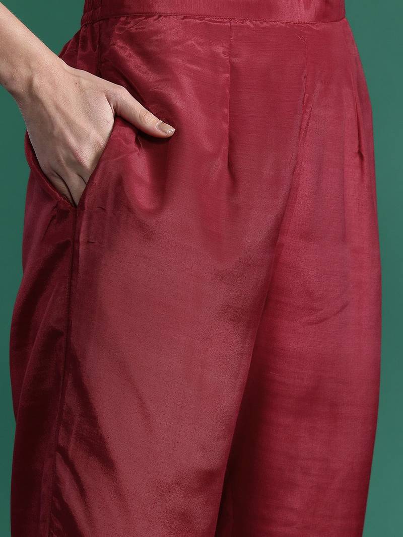 Ethnic motifs yoke design sequinned kurta with trousers & dupatta