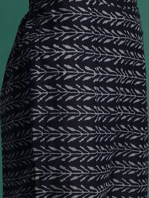 Women ethnic motifs printed regular pure cotton kurta with trousers & with dupatta 3