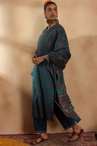 Ethnic motifs printed regular pure cotton straight kurta with trousers & dupatta