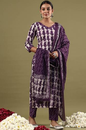 V-neck paisley printed regular pure cotton kurta set
