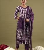 V-neck paisley printed regular pure cotton kurta set