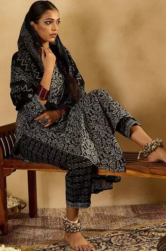 Floral printed regular pure cotton straight kurta with trousers & dupatta