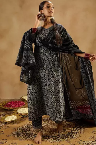 Floral printed regular pure cotton straight kurta with trousers & dupatta