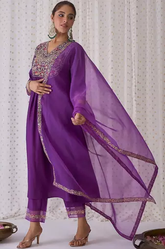 Floral embroidered v-neck liva kurta with trousers & dupatta