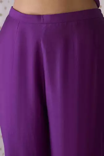 Floral embroidered v-neck liva kurta with trousers & dupatta