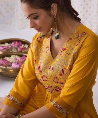 Floral embroidered empire liva a-line kurta with palazzo & dupatta 3