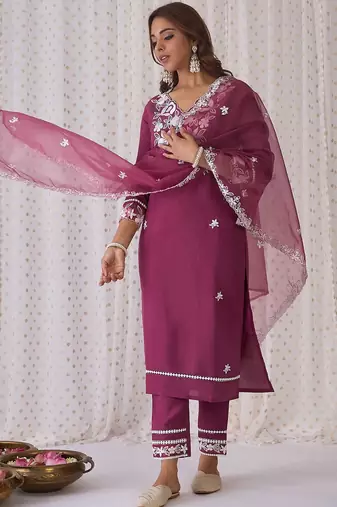 Floral embroidered v-neck thread work straight kurta with trousers & dupatta