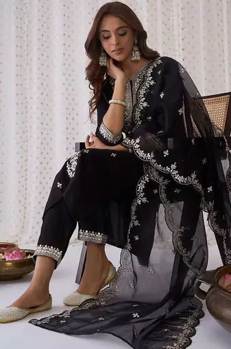 Ethnic motifs embroidered v-neck thread work kurta with trousers & dupatta