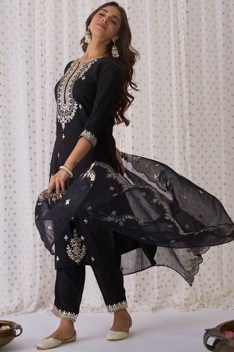 Ethnic motifs embroidered v-neck thread work kurta with trousers & dupatta