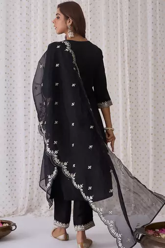 Ethnic motifs embroidered v-neck thread work kurta with trousers & dupatta
