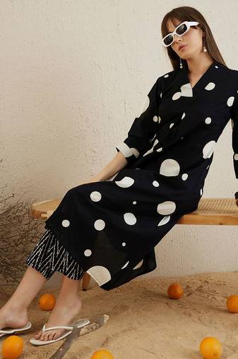 Printed pleated pure cotton kurta with trousers
