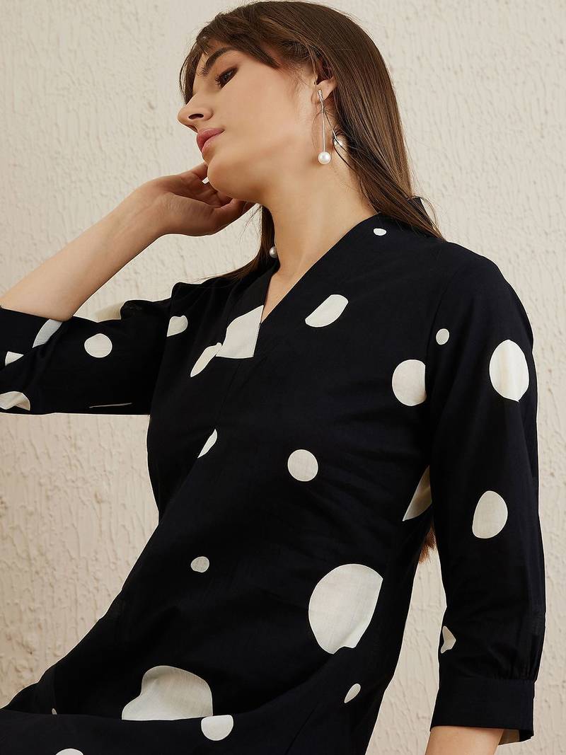 Printed pleated pure cotton kurta with trousers