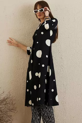Printed pleated pure cotton kurta with trousers