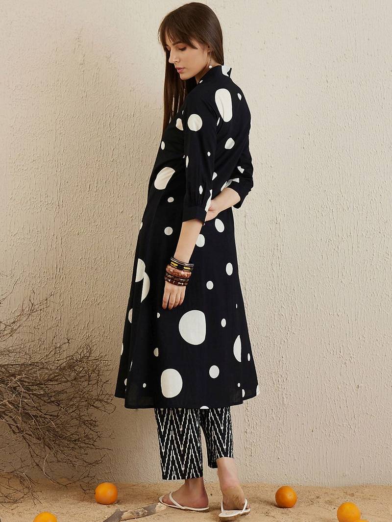 Printed pleated pure cotton kurta with trousers