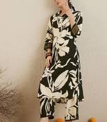 Floral printed sequinned shirt collar straight kurta with trousers