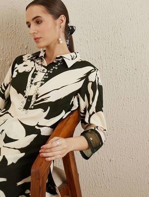 Floral printed sequinned shirt collar straight kurta with trousers 2