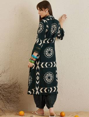 Floral printed sequinned shirt collar a-line kurta with salwar 5