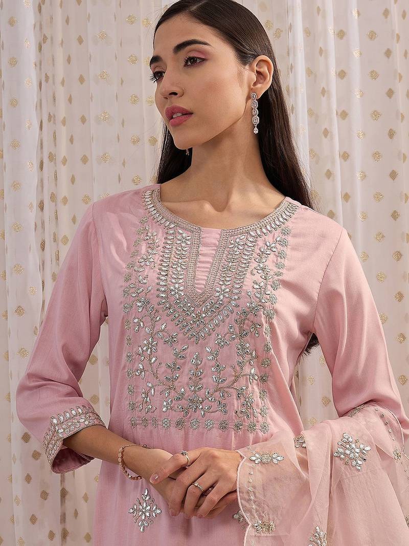 Pink ethnic motifs embroidered gotta patti kurta with trousers & dupatta