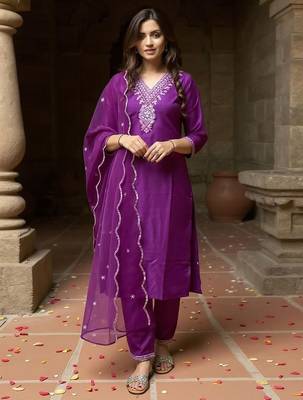 Ethnic motifs yoke design thread work kurta with trousers & dupatta 1