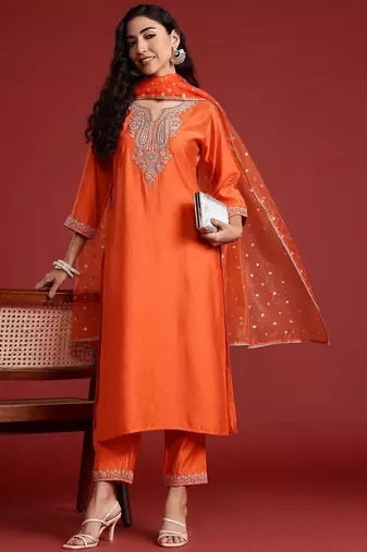 Paisley yoke design zari liva kurta with trousers & dupatta