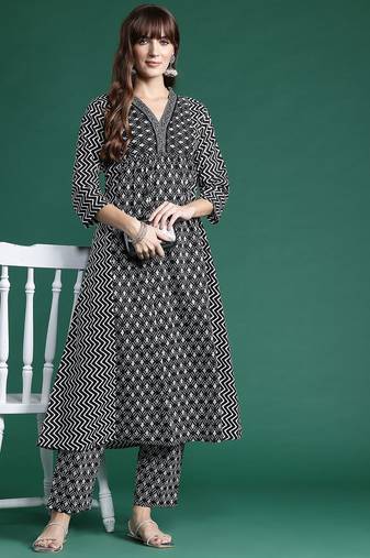 Printed panelled pure cotton kurta with trousers