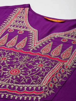 Ethnic motifs yoke design liva kurta with trousers & dupatta 2