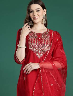 Ethnic motifs embroidered sequinned liva kurta with trousers & dupatta 2
