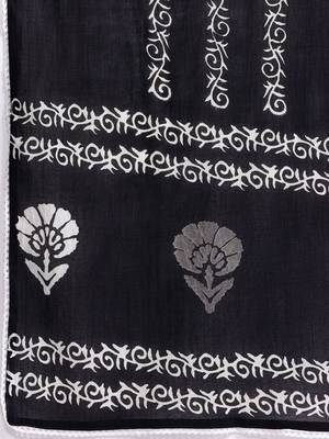 Floral printed cotton kurta with trousers & dupatta 4