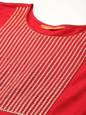 Yoke design pleated sequinned liva kurta with trousers & dupatta 3