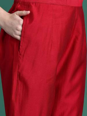 Yoke design pleated sequinned liva kurta with trousers & dupatta 4
