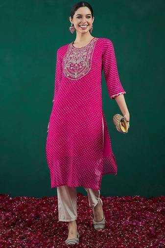 Ethnic motifs printed sweetheart neck georgette sequins straight kurtas