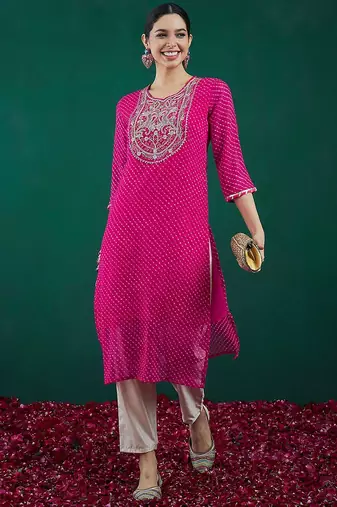 Ethnic motifs printed sweetheart neck georgette sequins straight kurtas