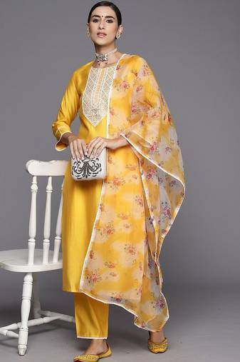 Floral yoke design regular sequinned liva kurta with trousers & dupatta