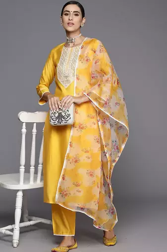 Floral yoke design regular sequinned liva kurta with trousers & dupatta